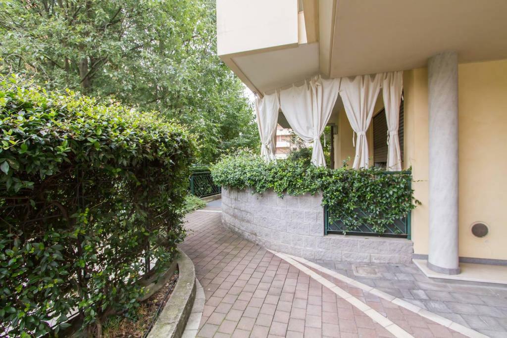 Parco Di Monza Apartment Exterior foto